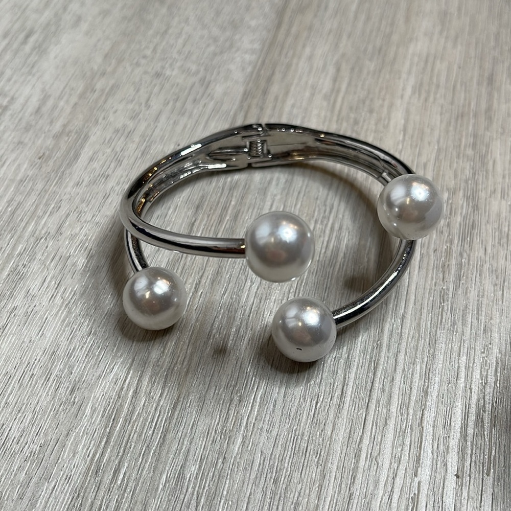 Minimalist Pearl cuff bracelet | Silver Bracelet Faux Pearl | Statement Bracelet